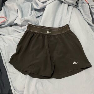 ALO Yoga Women's Dark Athletic Shorts